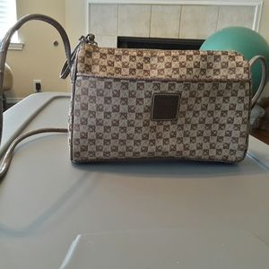 Liz Claiborne crossbody purse
